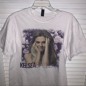 Kelsea Ballerini Concert Merch
